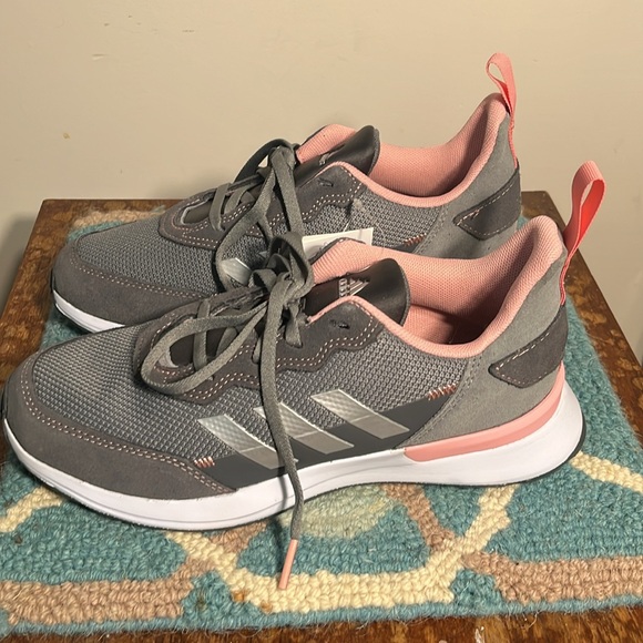 Adidas Running Shoes - Picture 2 of 9